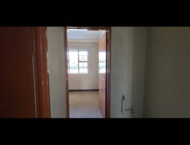 2 BEDROOM APARTMENT FOR SALE IN MONTANA PARK